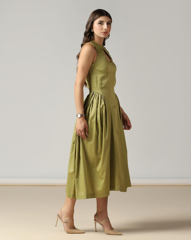 OLIVE WHISPER