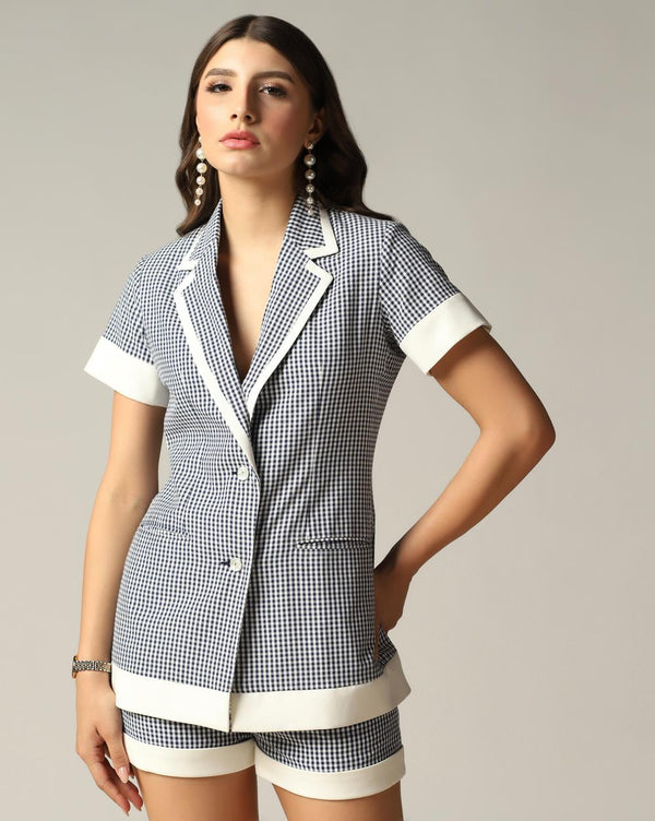 CHIC CHECKMATE